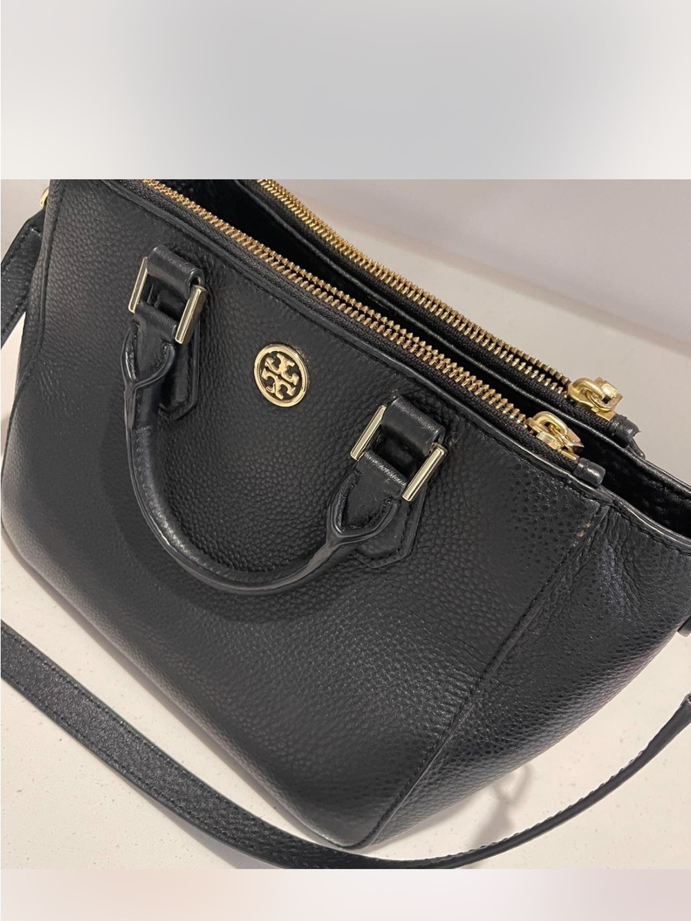 Tory Burch Black Pebbled Leather Double-Zip Crossbody Bag - Picture 3 of 4